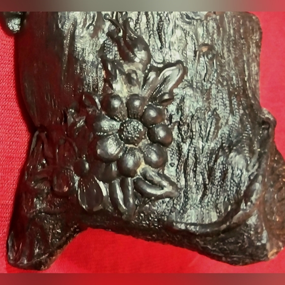 Vintage Victorian Era Knapp Boy Leaning on Log Silver Plated Match Holder Figure - Picture 5 of 6